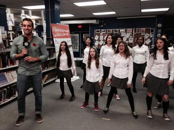 MatzoBlogSoup's tweet photo. SO proud of those kids! RT @btmontreal: Live Eye more music with @WilderWeir at Herzliah #ghss13 http://t.co/1K9tEuu5Q7