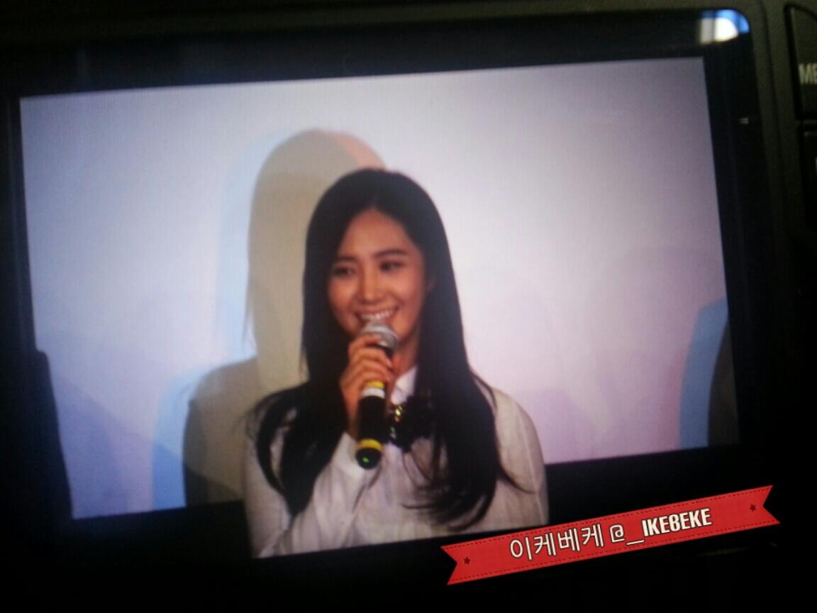 [PIC][07-11-2013]Yuri xuất hiện tại sự kiện "Lotte Cinema" Stage Greeting vào chiều nay + Selca của cô cùng các diễn viên khác BYeOnnQCAAAjIjG