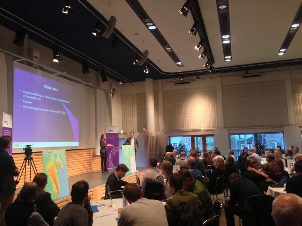 Telo_13's tweet photo. @chrhed och @nilskjellgren avslutar #telo13 och berättar om nästa steg - nu följer rapportarbetet! http://t.co/A2VaDbdP4y