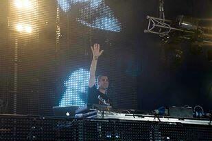 GOttaviani's tweet photo. Global Gathering UK 2012! :) #throwbackthursday #tbt #gg2012 http://t.co/HGn3JZYOvj