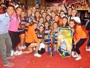 Mottaho's tweet image. @biobio campeonas Nacionales de Cheerleaders 2013, necesitamos ayuda para viajar al mundial 2014.... Ayuda!!