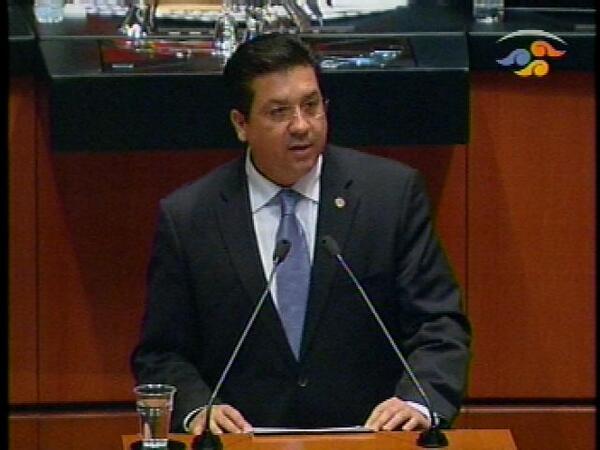 Senado2012's tweet photo. @fgcabezadevaca @SenadoresdelPAN reformas a Ley Federal contra la Delincuencia Organizada y del Código Penal Federal http://t.co/bcqHIw7X4c