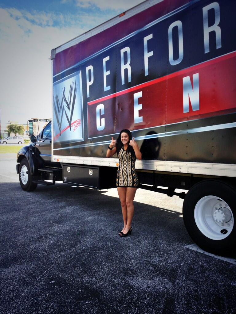 BYfi9MWIQAA8Ug4.jpg:large