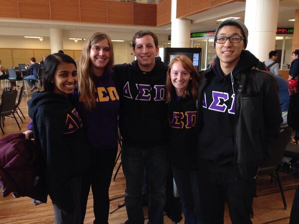 Illinois_DSP's tweet image. Wear your letters day! #deltasigmapi #upsilonchapter #foundersday