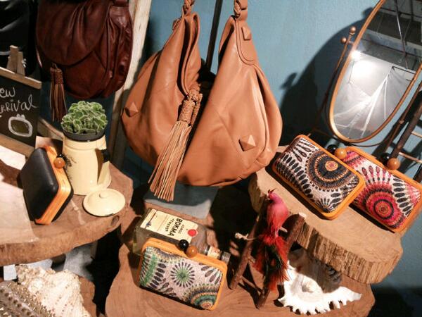 clementinemimsy's tweet image. Brightspot Market 10 "Clementine by mimsy" C15 Lotte Shopping Avenue Kuningan