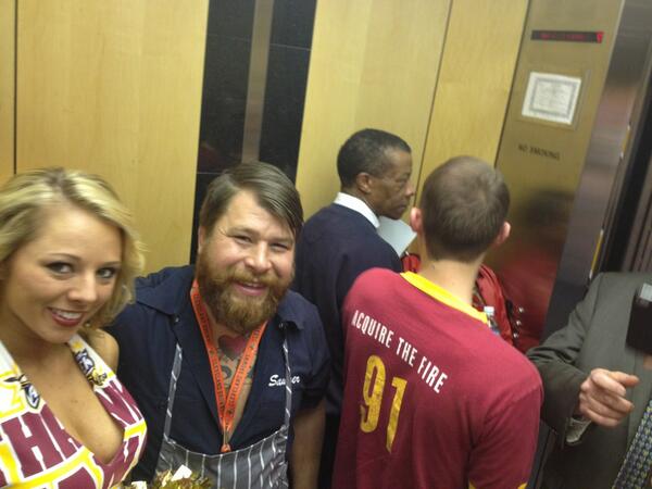 It's <a href="/FabFoodShow/">Fabulous Food Show</a> weekend, grab a slice <a href="/HorseshoeCLE/">Jack Cleveland</a> all weekend long Saturday <a href="/cavs/">Cleveland Cavaliers</a> <a href="/Rock1chef/">rock1chef</a> <a href="/RoccosattheQ/">Rocco's at the Q</a> : !!