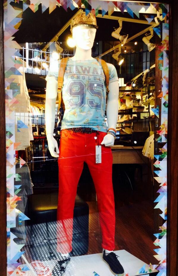 BENJAMIN_US's tweet photo. A partir de hoy entra una gran marca a Twitter ... @Kuhl_menswear local 72, plaza lo castillo, Vitacura http://t.co/YVlPSuAL4e