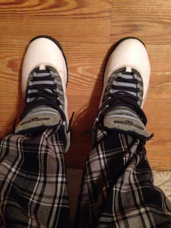 OgHallZ's tweet image. #LateNightPickups #OG #iceblue10