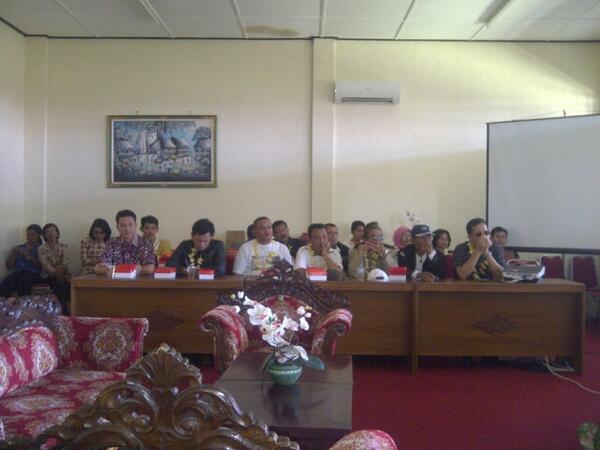 majidnst's tweet photo. Smkn 3 denpasar http://t.co/xOdWdjMJRh