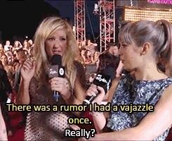 Vagellie's tweet photo. The rumors where not true
I think I would've noticed http://t.co/HBSywdUcBJ