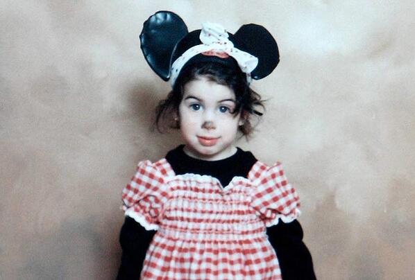 HistoryPixDaily's tweet photo. Young Amy Winehouse. #HistoryPixDaily http://t.co/3ygoS2KcVx