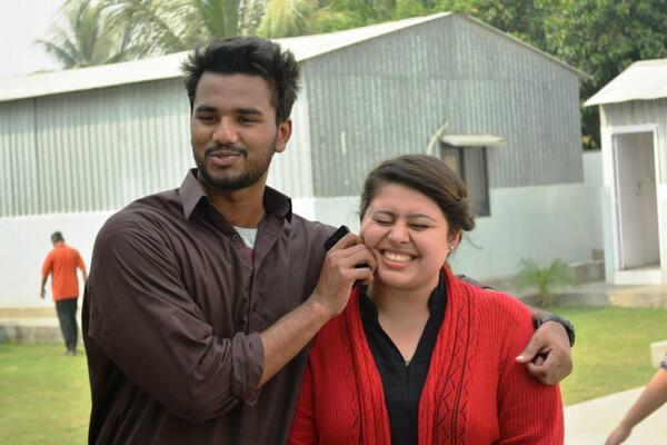 NamkeenJalebi's tweet image. this was the cutest of all the clicks. #throwball #babydoll #suddenclick