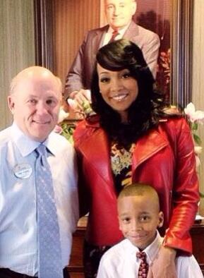 dancathy's tweet photo. Fun to welcome Monica Brown who is an R&amp;B singer from Atlanta and HUGE fan of CFA to a CFA Home Office Tour! http://t.co/xtK0uijUwx