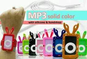 TopiShop's tweet photo. @iklanin jual mp3 rabbit! 150k (free kabel data, silikon, handsfree dan handstrap! ORDER BY LINE :AliciaSuci http://t.co/RdVzdfTWnz