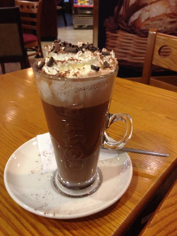 JamesHiscock1's tweet photo. The costa version @RyanLongstaff ...chocolate &amp; orange mocha latte. http://t.co/croHRb3K3x
