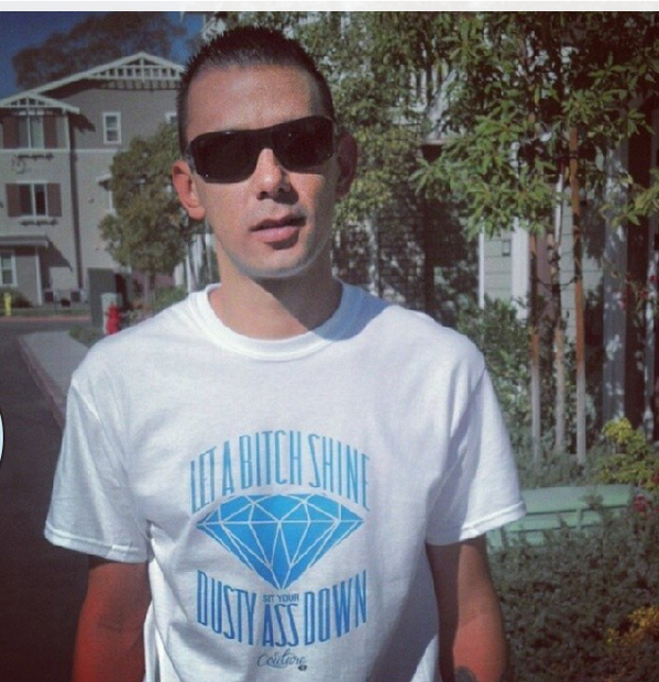 COUTURE401's tweet photo. Check out @82JOSEPH  Rockin his Couture quote tee...Luv it #Support #branding http://t.co/b9Y98VhRP2