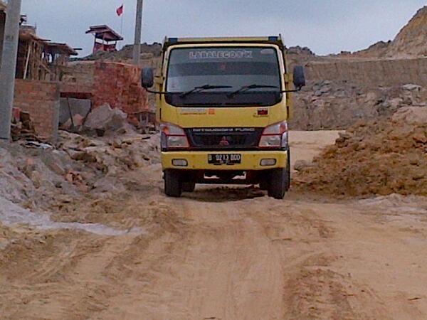 imran_imban's tweet photo. @jitubalikpapan. Dijual mobil DT canter super HD 285jt nego.hub 085247057656 http://t.co/eDcIzIh7VY