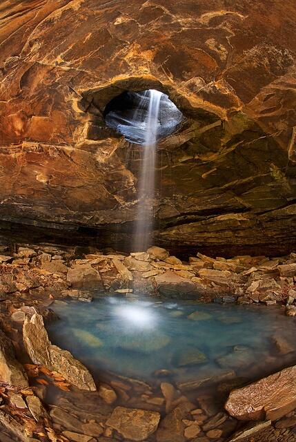 VisitUsaSpain's tweet photo. En la naturaleza se encuentran escondidos pequeños tesoros como este del Ozark National Forest, Arkansas http://t.co/xfVOhmj71f