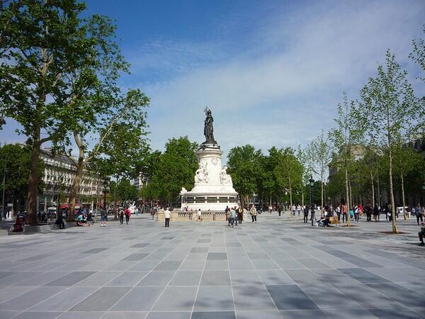 MSF_france's tweet photo. Imaginez la Place de la République à #Paris transformée en salle d'attente géante! C'est dans 4 jours #AVECMSF http://t.co/l2pzVydPhg