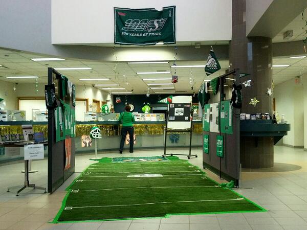 Rider nation hall of fame <a href="/Synergycu/">Synergy Credit Union</a>  today go <a href="/sskroughriders/">Saskatchewan Roughriders</a> !!