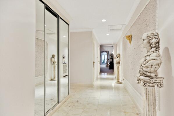 Conceptspaces's tweet photo. Our gorgeous new £3m instruction on @rightmove: http://t.co/xODxyEwa9t Contact Miles on 0203 6577 772 for more info! http://t.co/fE9GgTDFqS