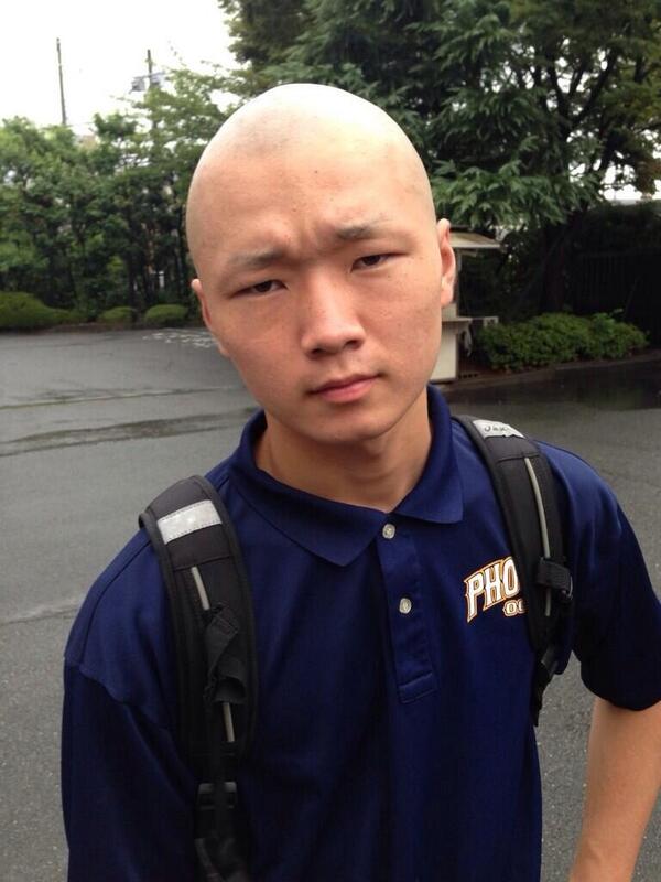 ｽｷﾝ 青々の坊主頭がイイ ｺﾞﾘﾝ