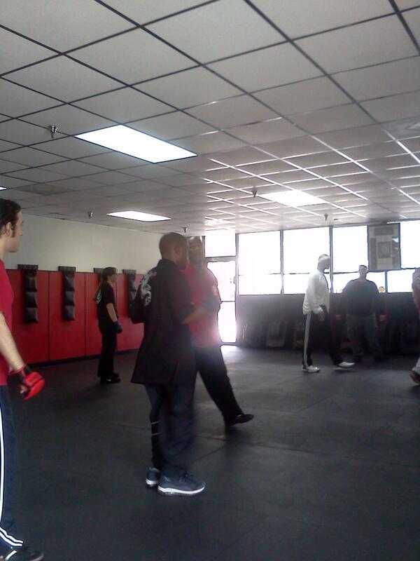 B. Longearth tweet media