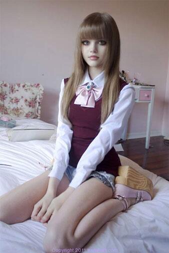 EmillyBarbi tweet picture