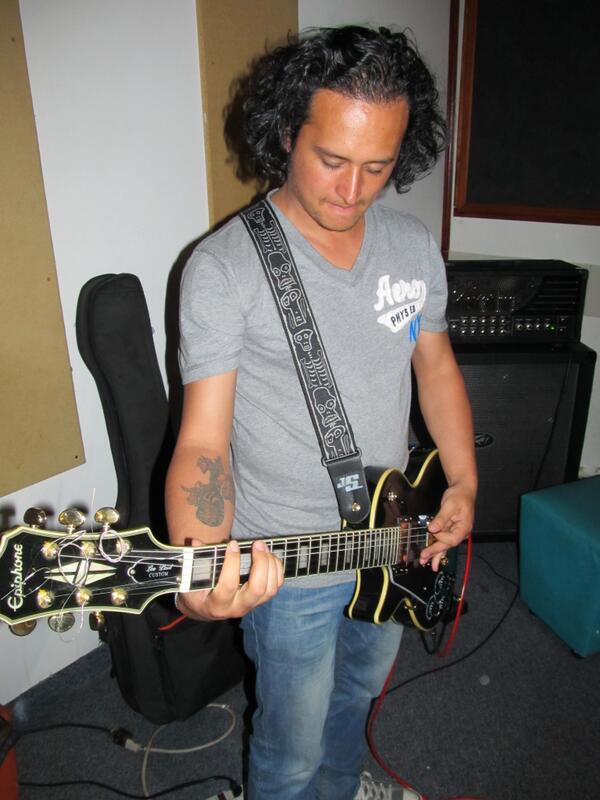 1000pecados (@1000pecados) on Twitter photo 