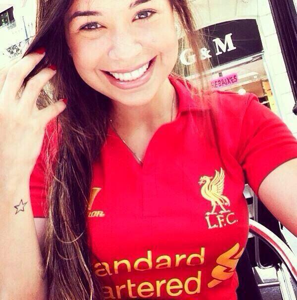 Philipe Coutinho's Girlfriend: Aine Coutinho