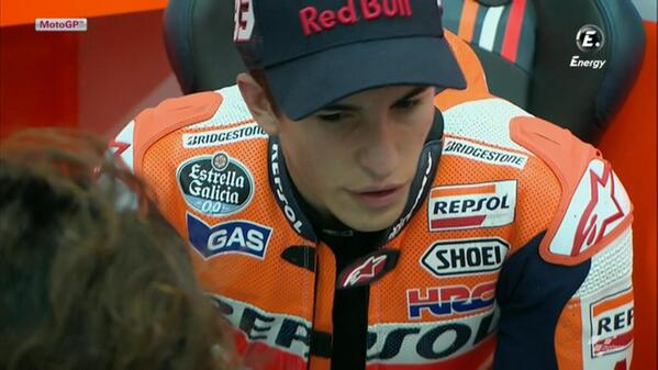 MediasetMotor's tweet photo. #MotoGP Márquez ha vuelto a ser el más rápido en la segunda sesión http://t.co/fbEPPXH9hT http://t.co/GlwIginByW