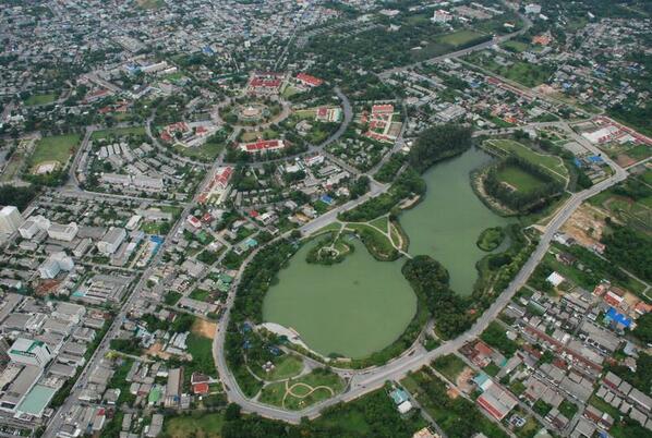 samrujlok's tweet photo. เมืองยะลาได้ชื่อว่ามีผังเมืองที่ดีที่สุดในประเทศไทย การวางผังเมืองเป็นรูปวงแหวนซ้อนกันแล้วกิ่งแตกแขนง http://t.co/aNk6ZLT8cP