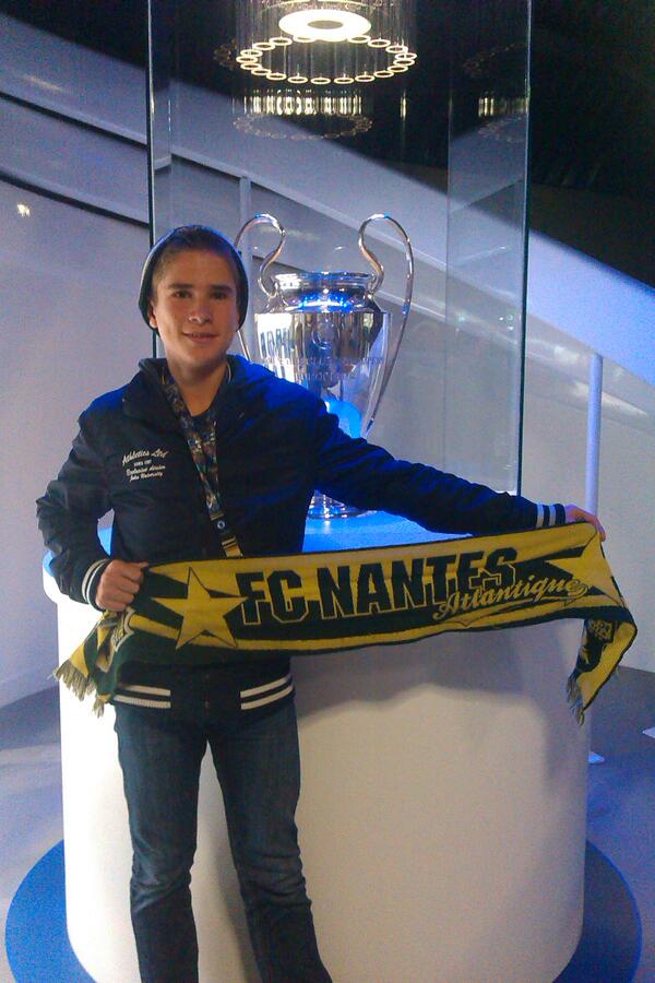 Le FcNantes est partout! Elle sera bientôt à nous! #FCN #LigueDesChampions <a href="/LucasDeaux/">Lucas Deaux</a> <a href="/SergeGKP/">Sergio Gakpé ⚽️</a> <a href="/FCNantes/">FC Nantes</a> <a href="/cisso6so/">Зачесломский Виктор</a>