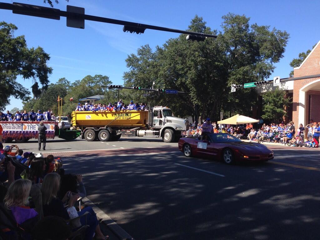 BYkLfg0IUAA575z.jpg:large