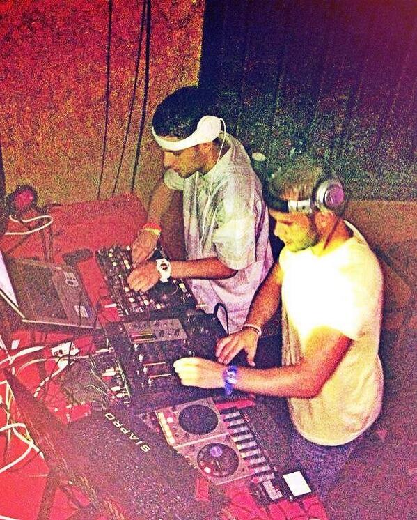 NoxeviejaDeModa's tweet photo. Música techo - house para el Buddha, a cargo de Dj Travis ( residente ) y Dj Marcos Pitiot

ÉSTO PROMETE!!! http://t.co/pVpvgqMPUy