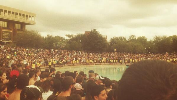 Having a blast at #SpiritSplash! @UCFHomecoming