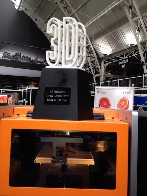 Oh yea! Look what was on display in the #Mcor stand today! <a href="/3dprintshow/">3DPrintshow</a> #3dprinting #3dprinter
