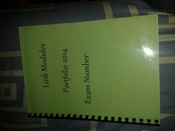 KielyChloe's tweet image. Lcvp finally finished nd binded !!!  hoping to b de 1st person in my  class to hv it handed up #anotherprojectdone