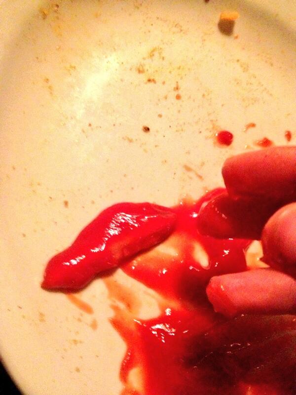 StruggleSince98's tweet photo. When your last fries are covered in ketchup and your fingers get ketchupy #dastruggle http://t.co/FVVKFPmZVD