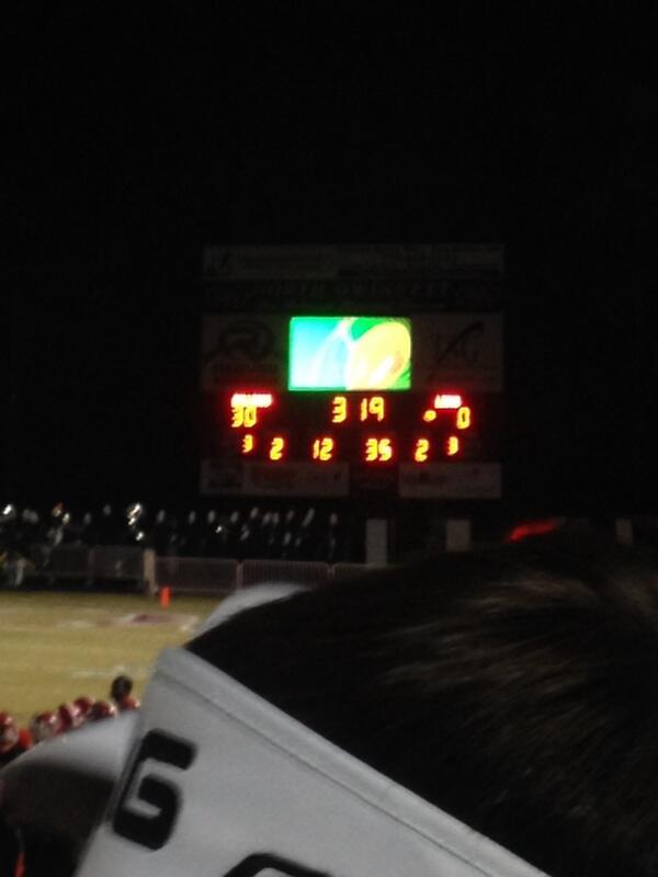 usernotme404's tweet image. This is awkward. #NotEvenHalftime