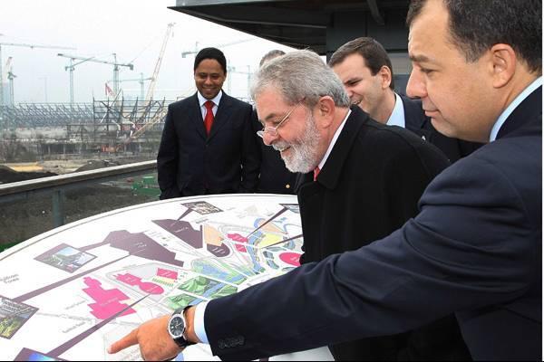 SergioCabralRJ's tweet photo. Com o ex-presidente Lula e @eduardopaes_ em Londres, visitando o Parque Olímpico em Londres http://t.co/hqitpsbdXq