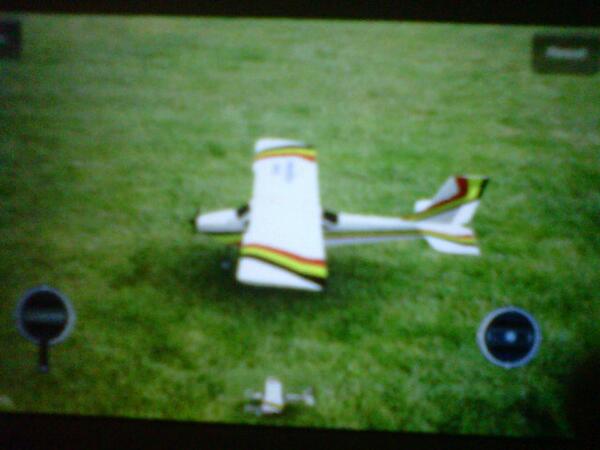 dohelmifasolasi's tweet image. Pagi-pagi main aeromodeling dulu lah #RCflightSimulator