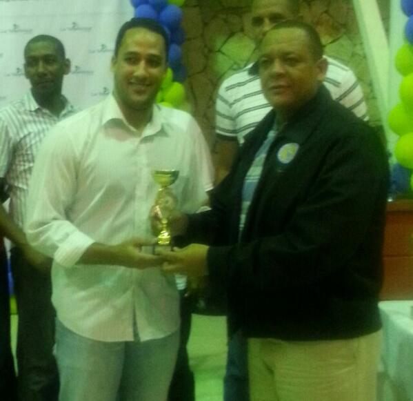 olimpicoop2013's tweet image. Los ganadores del tercer lugar en baloncesto #páginasAmarillas