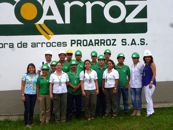 Proarroz's tweet photo. Nuestro equipo de trabajo http://t.co/65jA6h4Jb8