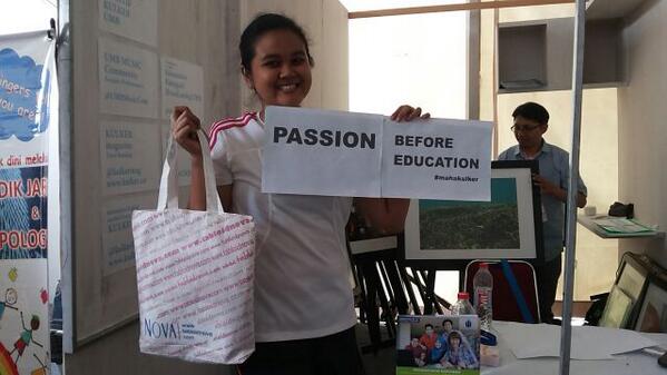 Come to #nlf2013 mampir ke booth <a href="/UMBMusicCom/">UMB Music Community</a> <a href="/kulkermag/">KULKER magazine</a> @kulkerUMB <a href="/KFB_UMB/">Fotografi UMB </a> <a href="/OLAUMB/">O . L . A </a> #kulker