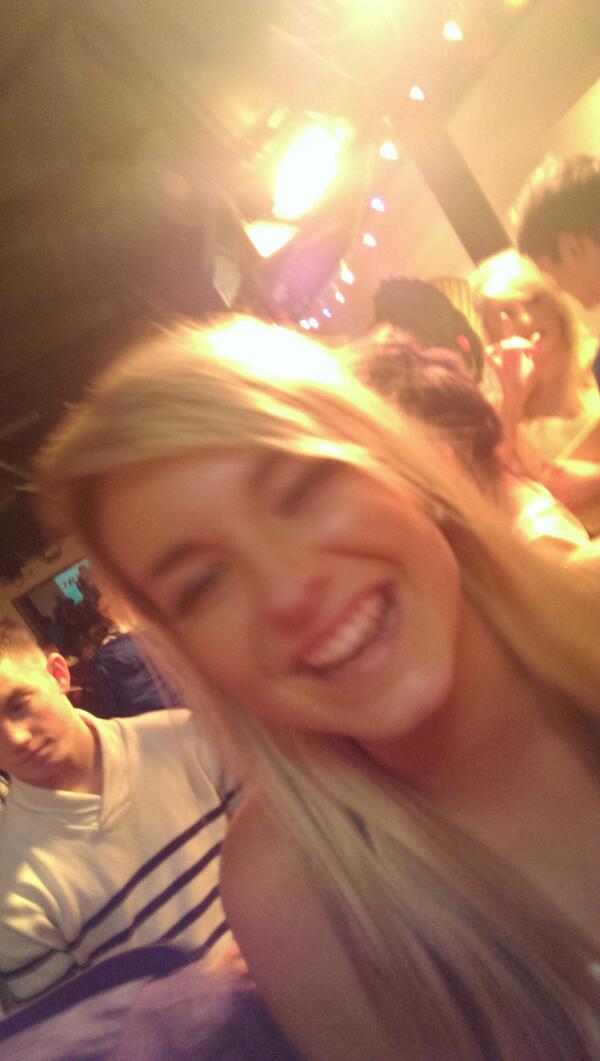 burnie93's tweet image. Alright son @gemfox_x  #deleteya ?