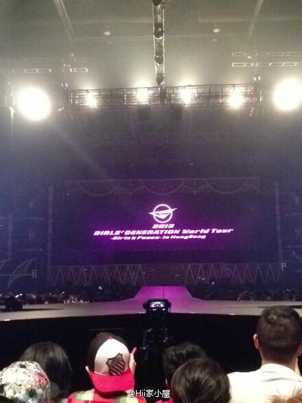 BYn5BKzCcAEYXxL.jpg:large