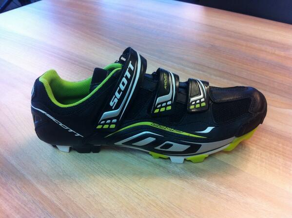 Stappenbelt's tweet image. RT. Gratis voor wie de schoen past. Scott MTB twv € 99,-  #herkansing