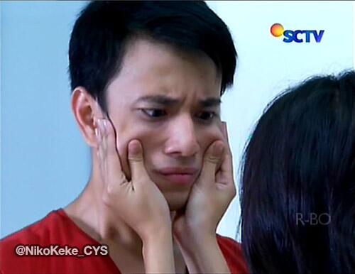LayarTV's tweet photo. Jadi inget Vanno-April “@NikoKeke_CYS:  Keke @michelleziu nyubit2 sayang ke Nico @BillyDavidson_ :D @donna_rosamayna http://t.co/yAJFFphNfu”