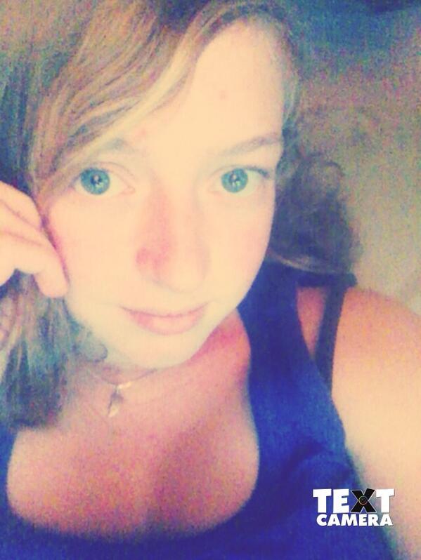 yoikamarien's tweet photo. Never give up on the people you love x3 http://t.co/M4qkpKS2Rm